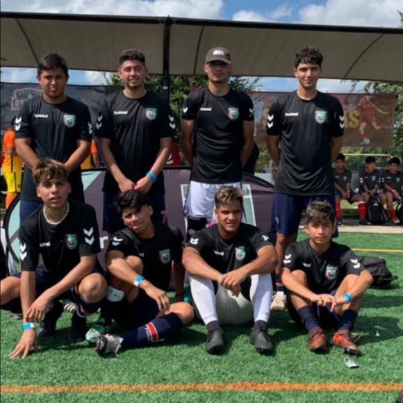 Meet your Posher, Bryan - Picture 1 of 1